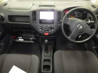 Nissan AD