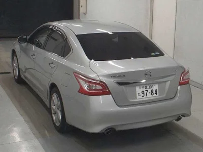 Nissan TEANA