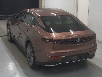 Toyota Crown Crossover