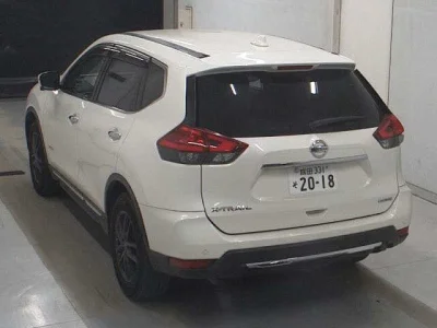Nissan X-TRAIL