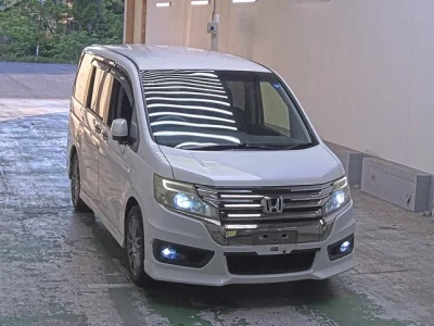 Honda STEP WAGON