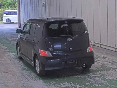 Toyota bB