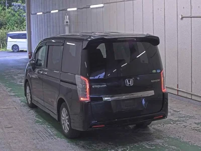 Honda STEP WAGON