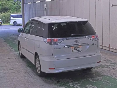 Toyota Estima Hybrid