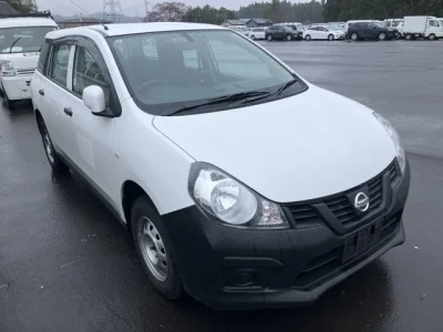 Nissan AD