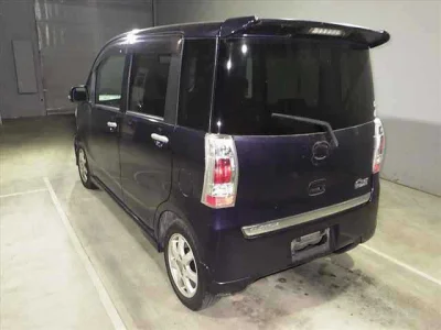Daihatsu Tanto Exe