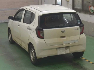 Daihatsu MIRA E S