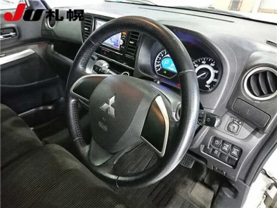 Mitsubishi EK X SPACE
