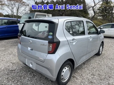Daihatsu MIRA E S