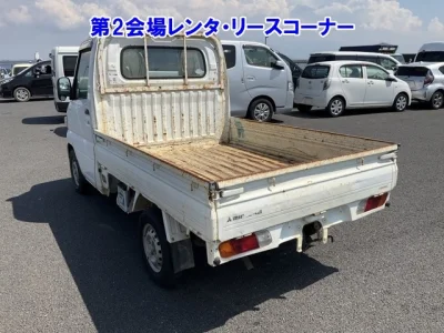 Mitsubishi MINICAB TRUCK