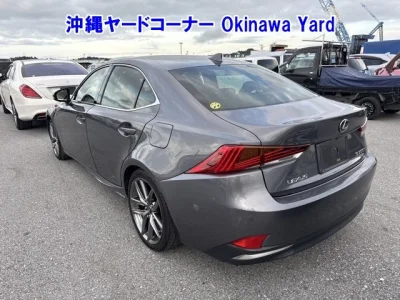 Lexus IS300h