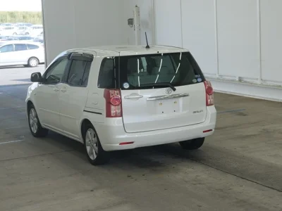 Toyota Raum