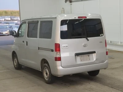Toyota LiteAce Van