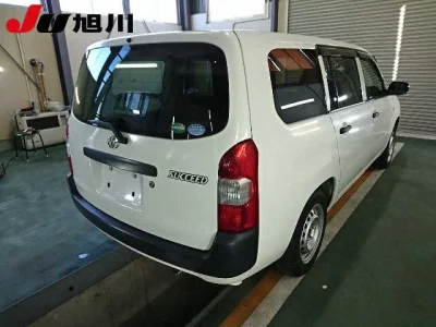 Toyota Succeed