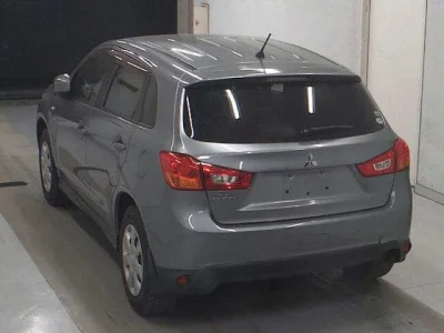 Mitsubishi RVR