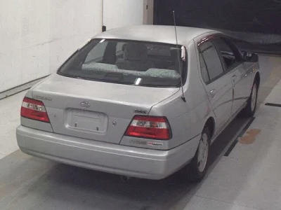 Nissan Bluebird