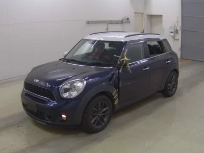 MINI Crossover