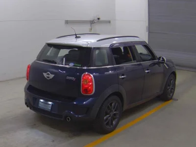MINI Crossover