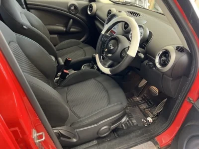 MINI Crossover