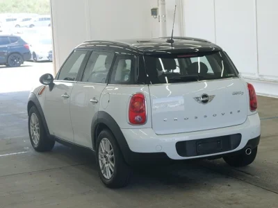 MINI Crossover