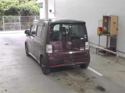 Daihatsu Move Conte