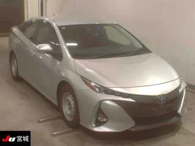 Toyota Prius PHV
