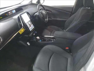 Toyota Prius PHV