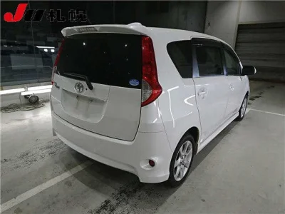 Toyota Passo Sette