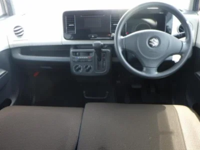 Suzuki MRWAGON