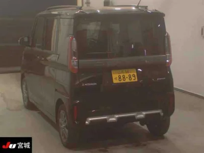 Mitsubishi Delica Mini