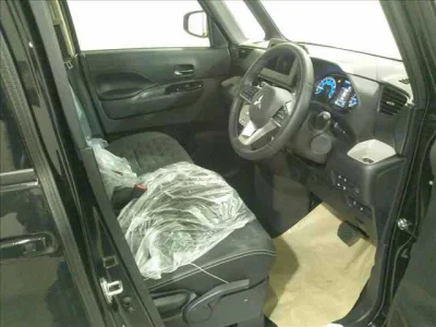 Mitsubishi Delica Mini