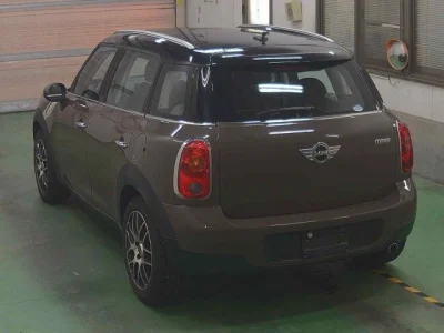 MINI Crossover