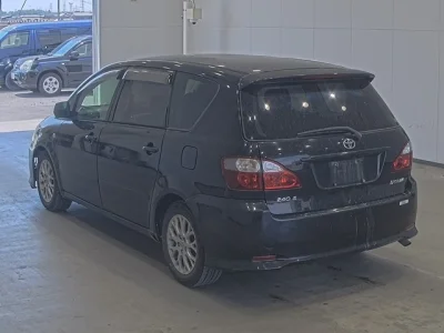 Toyota Ipsum