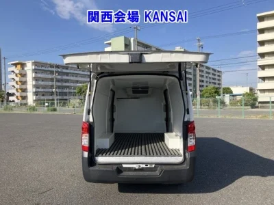 Nissan CARAVAN