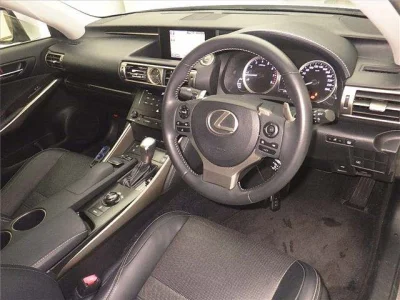 Lexus IS350
