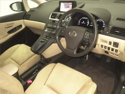 Lexus HS