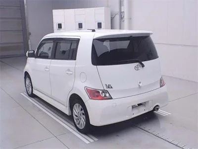 Toyota bB