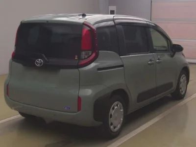 Toyota Sienta