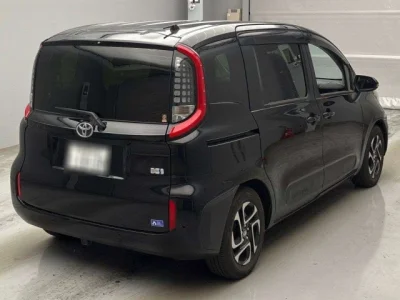 Toyota Sienta
