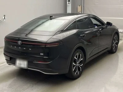 Toyota Crown Crossover