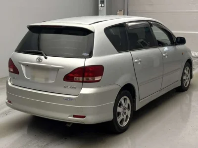 Toyota Ipsum