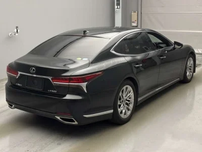Lexus LS500