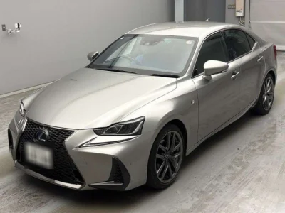 Lexus IS300h