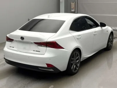 Lexus IS300h