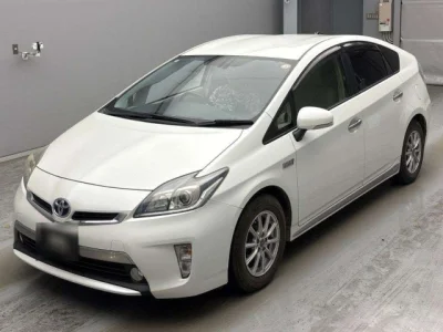 Toyota Prius PHV