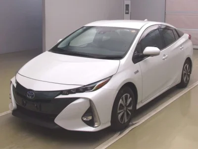 Toyota Prius PHV