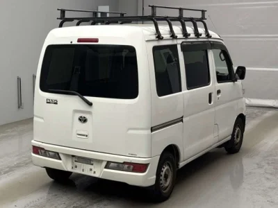 Toyota Pixis Van