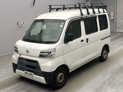 Toyota Pixis Van