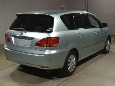Toyota Ipsum