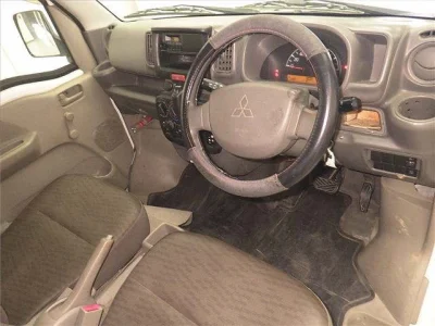 Mitsubishi MINICAB VAN